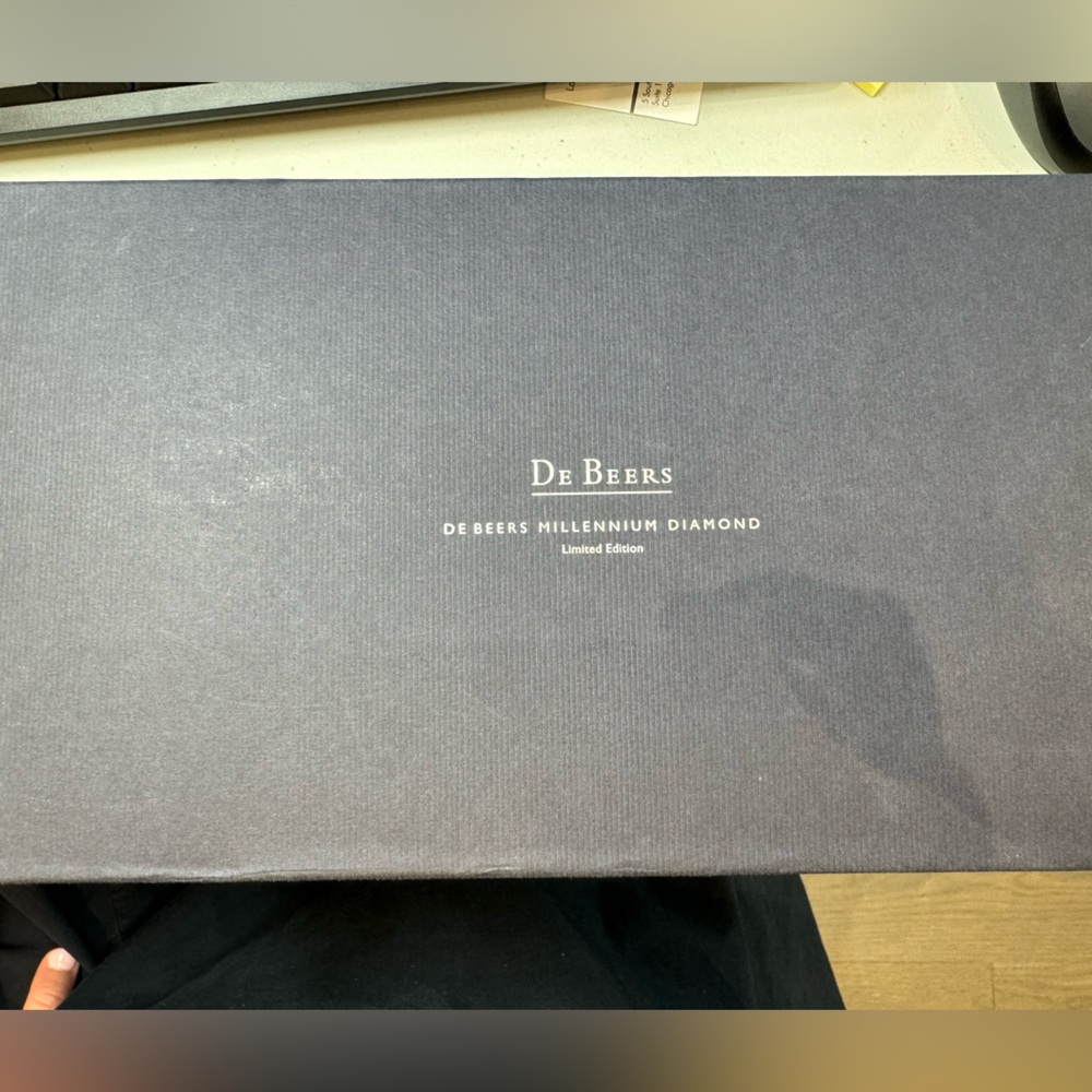 DeBeers Millennium Diamond Ring Box